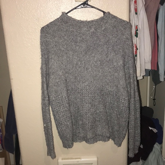 Sweater - Picture 1 of 2